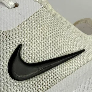 Nike Air Max Sequent 4.5 White Black Women's White Black Sneakers Shoes 9.5 thumbnail 5