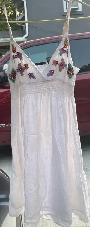 White linen dress Size M thumbnail 1