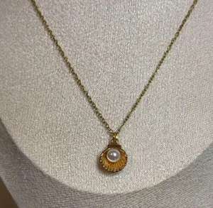 Handmade Gold/Pearl Seashell Necklace thumbnail 1