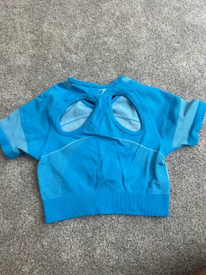 Gymshark Top Crop thumbnail 2