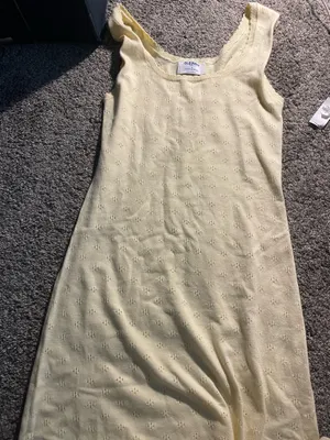 Women’s Old Navy Dress  thumbnail 1