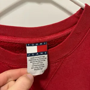 Vintage Hilfiger Denim Crewneck Sweatshirt thumbnail 3