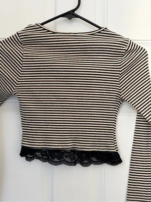 Striped Black and Cream Lace-Trim Long Sleeve Crop Top thumbnail 5