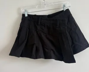 Free People Pleated Wrap Mini Skort Size 2 Black FLAW *Read** thumbnail 1