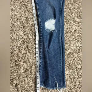Levi’s Wedgie Straight High Rise Distressed Jeans Sz 28 thumbnail 12