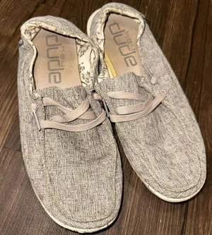 Hey Dude linen iron Wendy slip on size 8 normcore loafers thumbnail 1