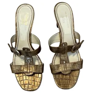 Anne Klein Halen size 9.5 gold buckle sandals some signs of wear thumbnail 1