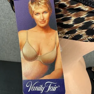 NWT Vanity Fair 36A‎ Bra Underwire Back Closure Adjustable Animal Print 75-238 thumbnail 2