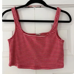 Sunday Best Aritzia Red White Striped Ribbed Crop Tank Top‎ Women Large thumbnail 2