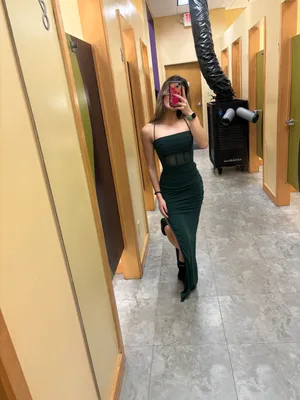 Windsor Prom Dress thumbnail 3