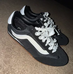 vans serio  thumbnail 1