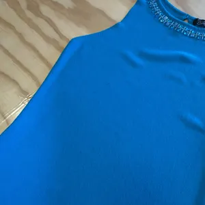 Vintage Y2K Crystal Kobe Turquoise Blue Embellished Neck Sleeveless Knit Top Med thumbnail 6
