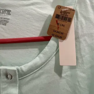 PINK Victoria's Secret NWT Cotton Long Sleeve Crew Neck Snap On Shirt Green XL NWT thumbnail 3