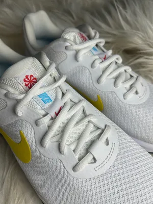 Nike Women's Size 8.5 Revolution 6 Next Nature Running Shoes Walking Training thumbnail 2