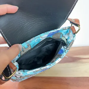 New Small Crossbody bag with‎ cat prints Brown thumbnail 5