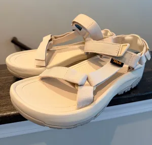 Teva Women’s Sandals thumbnail 1