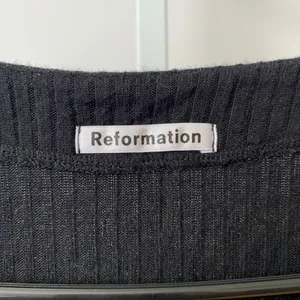 Reformation XS Black Cardigan Ribbed Knit V-Neck Button Front Top Tencel Modal thumbnail 4