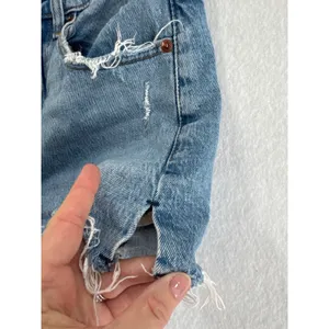 Abercrombie & Fitch High Rise Mom Shorts Light Wash Distressed Denim Size 26 2 thumbnail 6