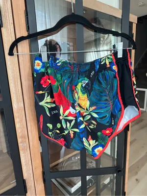 Nike Dri-FIT Tempo tropical floral parrot print running shorts workout colorful thumbnail 5