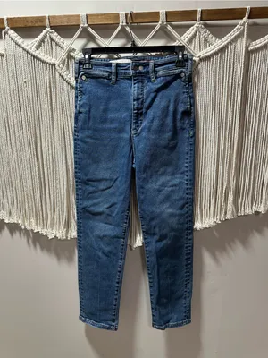 Pilcro High-Rise Straight Crop Jeans in Dark Blue Denim thumbnail 4