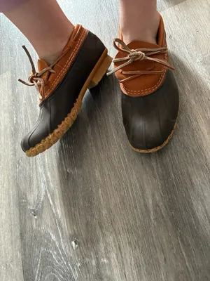 Bean L.L. Women’s Mocs thumbnail 2
