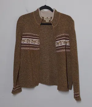 Woolrich Full Zip Cardigan with Leaf Embroidery in Fawn Heather - Size S - GUC thumbnail 4