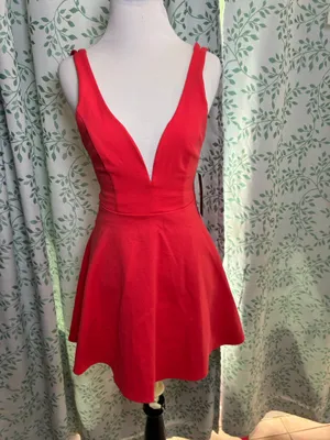 Dress Lulus thumbnail 4