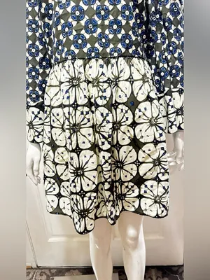 Tuckernuck 100%Cotton Boho Olive & Blue Floral Print Pleated Dress Size Large thumbnail 9