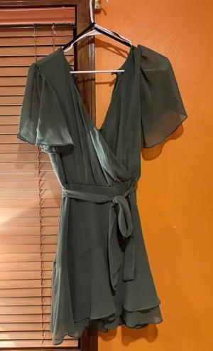 Green Dress Size M thumbnail 1