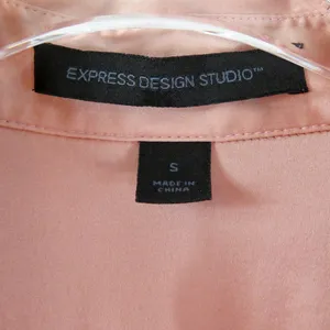 Express Design Studio Blush Pink Silk Button Down Blouse Satin Size Small thumbnail 3