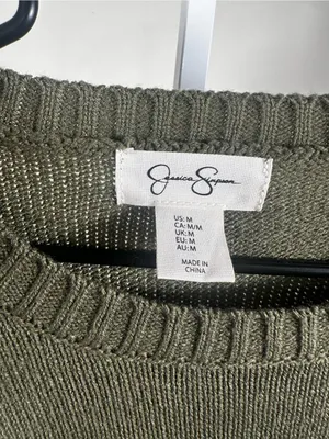 N288. Jessica Simpson Olive Green Cropped Knit Sweater with Floral Sleeve Detail thumbnail 4