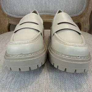 Soda Women's Chunky Platform Loafers White Lug Sole Y2K Style size 7.5 classic preppy thumbnail 5