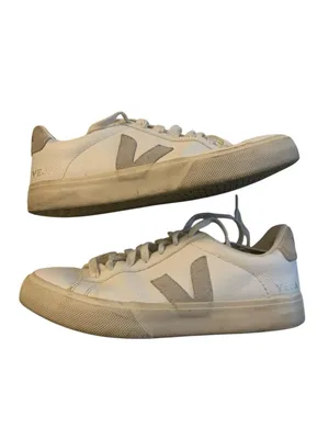 Veja Campo women's sneakers size 8 thumbnail 2