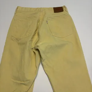 Levi's 501 Original Fit Jeans Womens 29 Yellow Straight Leg Button Fly Denim thumbnail 2