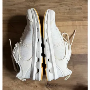 On Running Cloudzone Moon Womens Sneaker Size 8.5 thumbnail 3