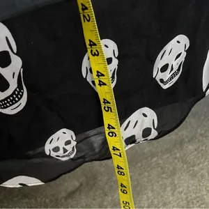 Tobi Skull Print Hi Low Long Duster Top Size Medium Thin Fabric Black White Goth thumbnail 11