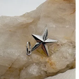 Vintage Silver Tone Magnetic Star Charm Pendant Celestial Five Point Star thumbnail 2