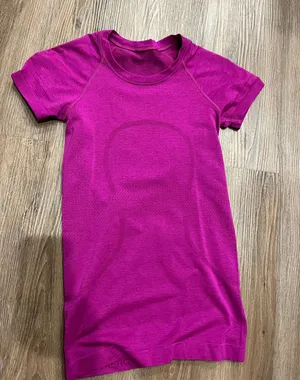 Swiftly Tech Short Sleeve thumbnail 1