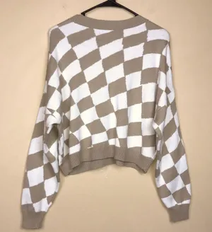 Hollister Women’s Knit Checkered Pattern Print Beige White Cropped Sweater thumbnail 6