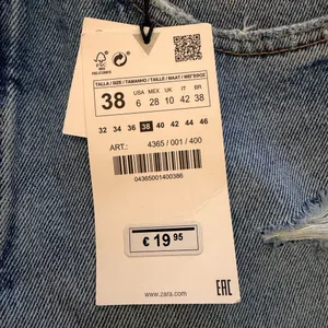 Zara Women's Blue Button Fly Denim Shorts NWT thumbnail 4