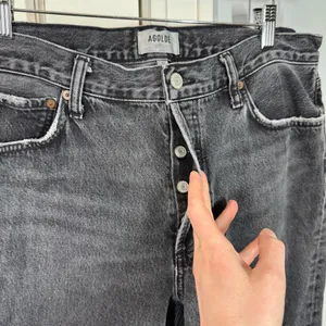 Agolde Wyman Low Rise Vintage Straight‎ Jeans in Paradox black wash size 31 thumbnail 5