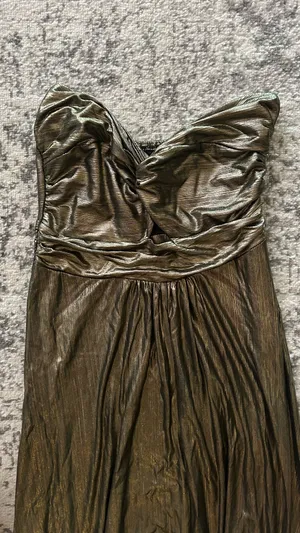 Gold lamé strapless gown Size 10 thumbnail 3