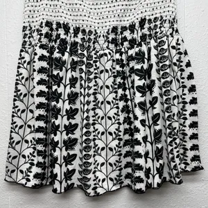 L8teR Strapless Smocked Babydoll Top Womens 2X Casual Dark Floral Boho Festival thumbnail 4