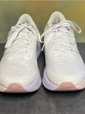 New Balance Fuelcell Propel V4 Women's Off White Running Shoes Size 9.5B thumbnail 4