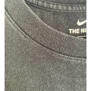 Nike Swoosh Tee Size Small Black Just Do It Casual thumbnail 2