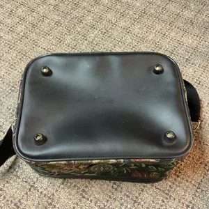 Vintage Compass Black Green Burgundy Floral Tapestry Shoulder Travel Luggage Bag thumbnail 4