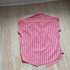 Abercrombie & Fitch Women’s Pink White Short Sleeve Button-Down Shirt Size XS thumbnail 8