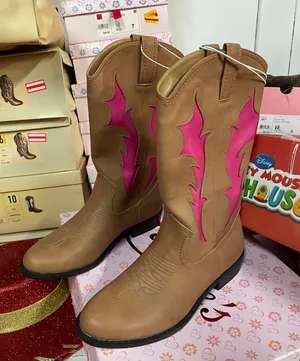 Cowgirl Boots thumbnail 1