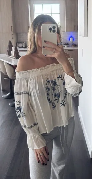 Floral American Eagle Off-Shoulder White Top (Size Small) thumbnail 1