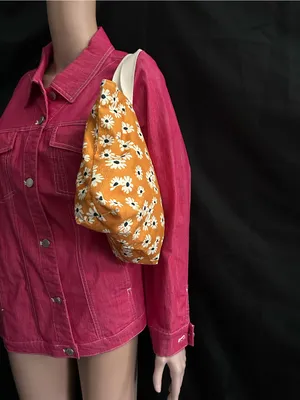 Daisy Print Orange Floral Canvas Tote Bag with White Handles thumbnail 3